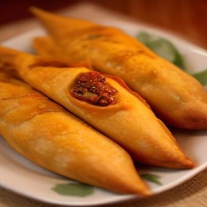 Kashmiri Lamb Samosas